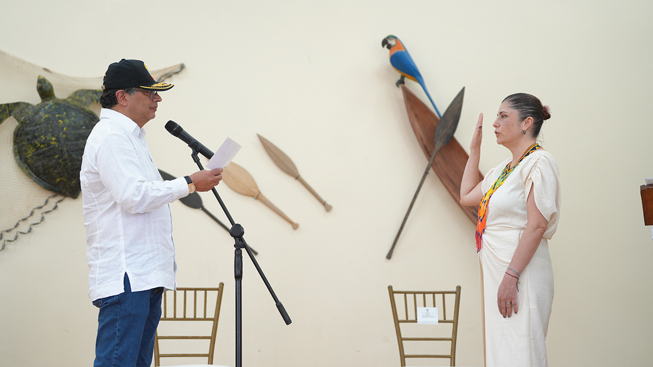 Presidente Gustavo Petro durante el acto de posesión de la Defensora del Pueblo, Iris Marín Ortiz