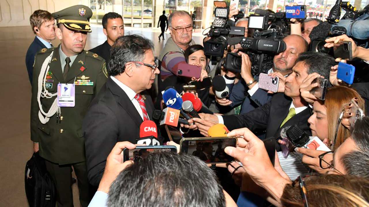 Declaración del Presidente Gustavo Petro a medios de comunicación, a su llegada al Palacio de Itamaraty, en Brasil