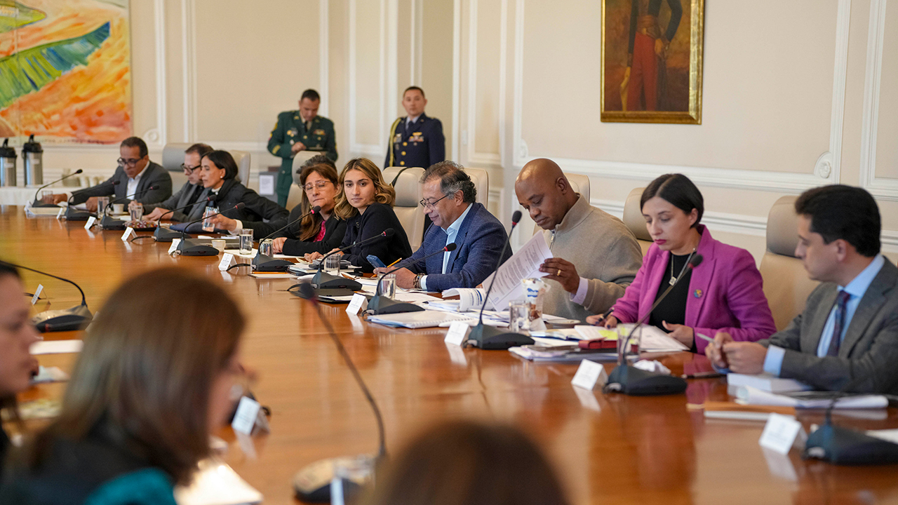 El presupuesto general de la nación 2025, migración y seguridad fronteriza con Venezuela fueron los temas principales que se abo