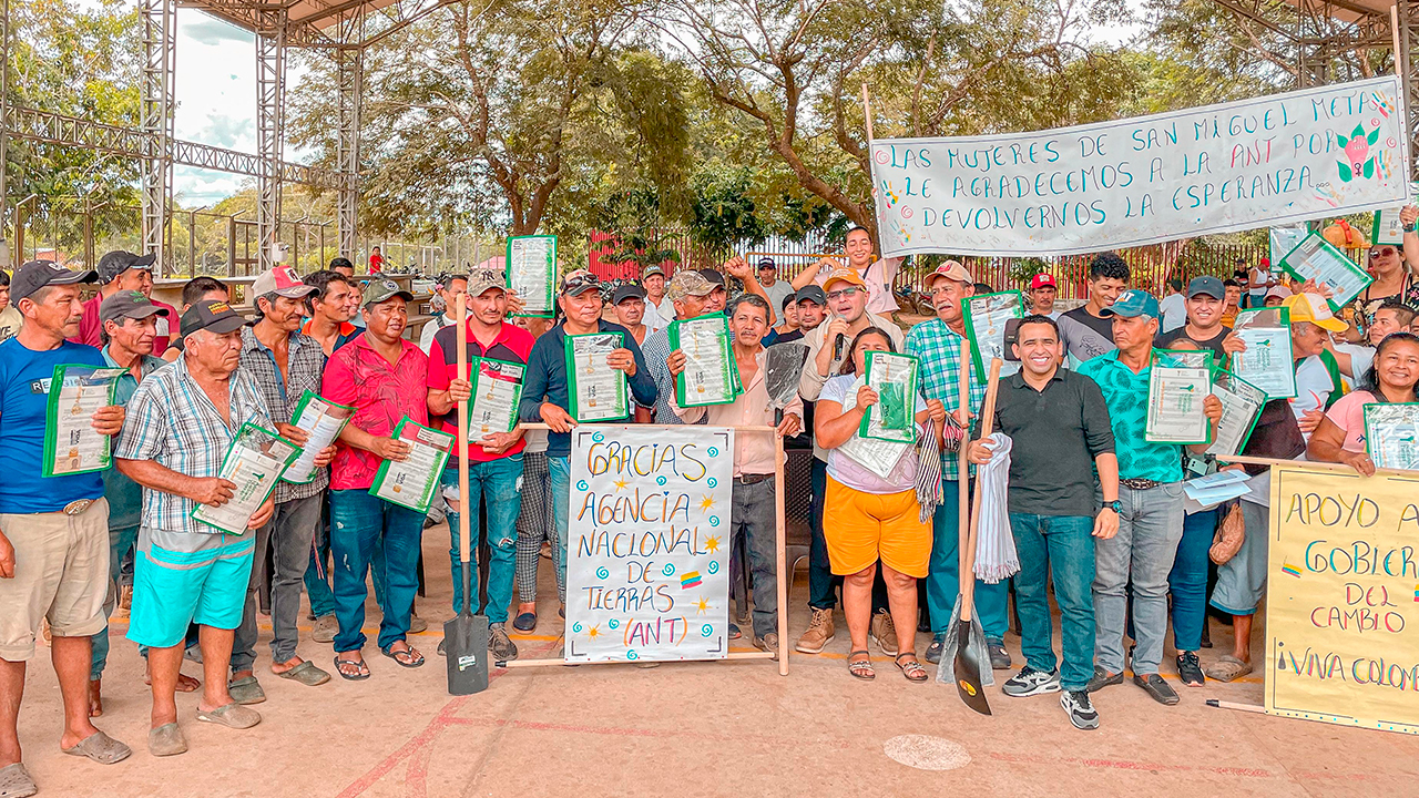 Gobierno a través de la ANT, entregó y tituló 9.700 hectáreas de tierra en el departamento del Meta, lo que les permitió a más d