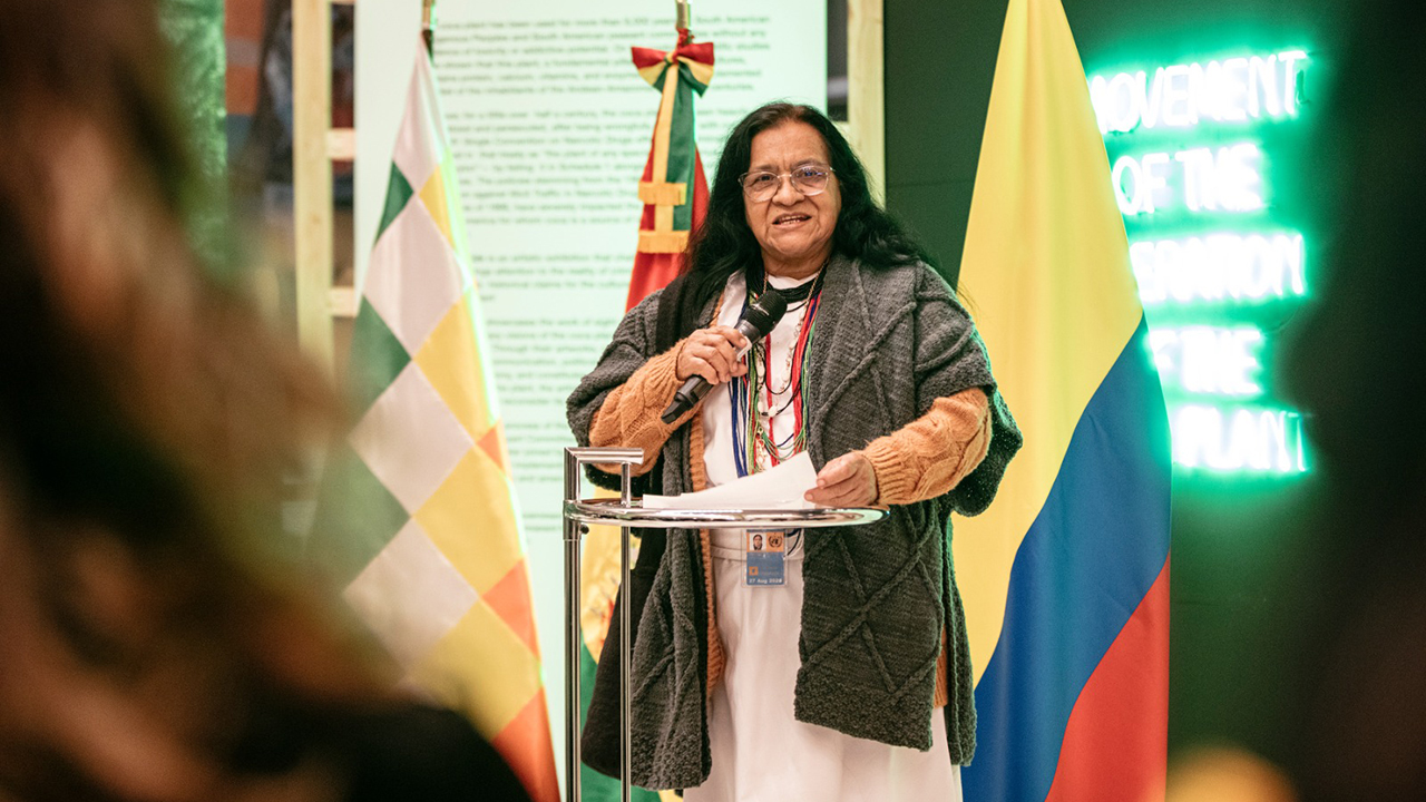 Pie de foto: Leonor Zabaleta, embajadora de Colombia ante la ONU, durante la inauguración de la exhibición ‘Coca, Palabra-Mundo’