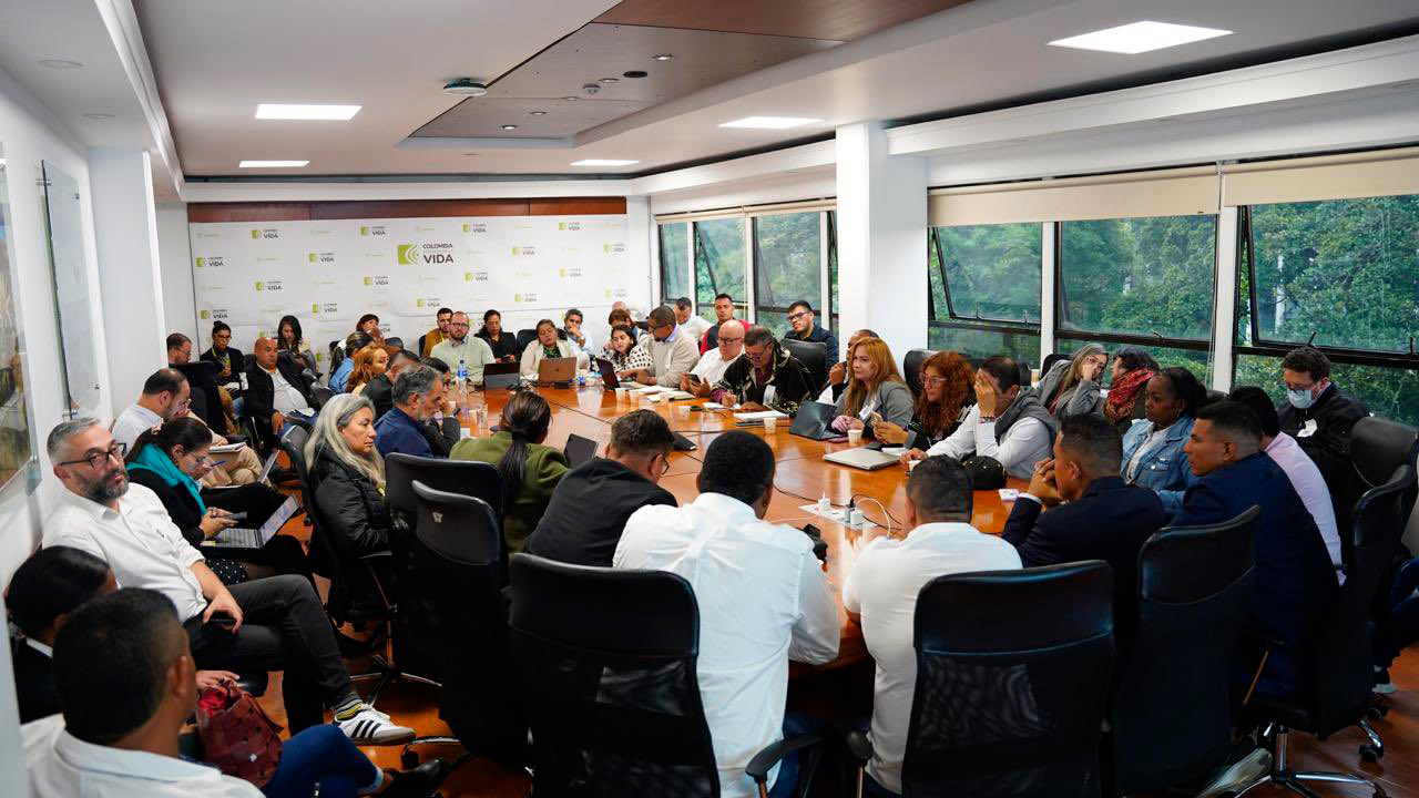 “Cumpliendo los compromisos adquiridos el pasado 25 de octubre del 2024 con los mineros del Bajo Cauca, Nordeste Antioqueño