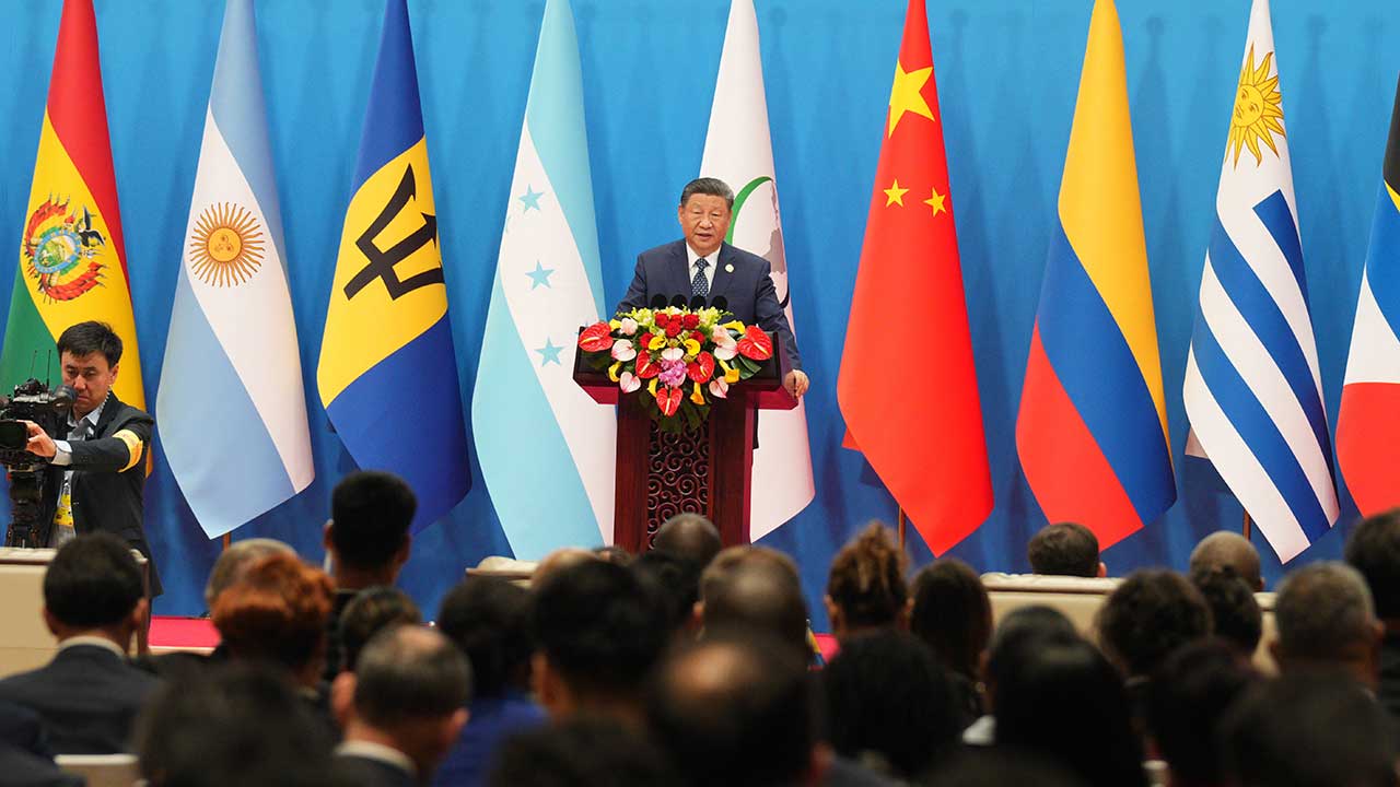 El presidente chino, Xi Jinping, declaró su apoyo a que los países latinoamericanos y caribeños rechacen las interferencias exte