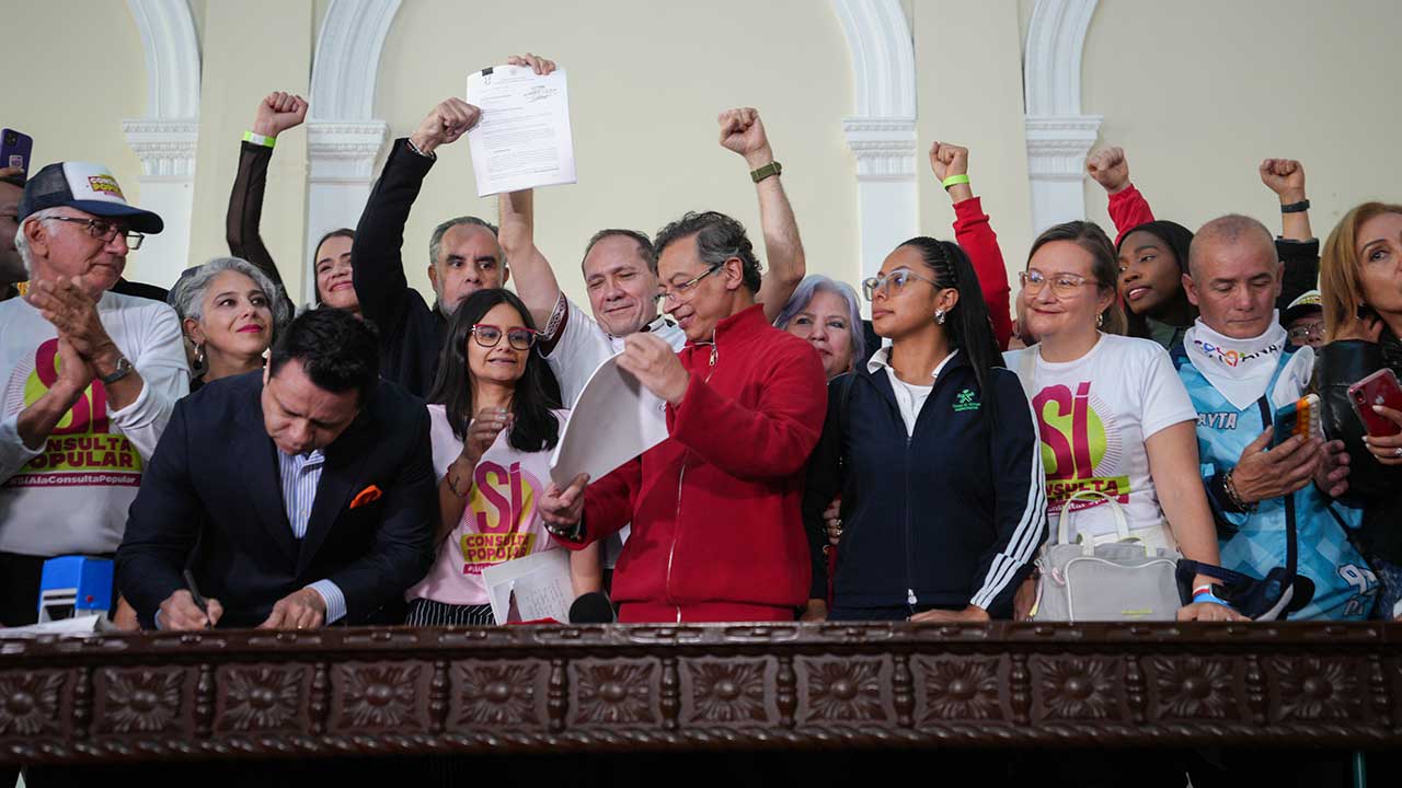 El pasado 1 de mayo, el presidente Gustavo Petro radicó la propuesta de la Consulta Popular, que volverá a presentar, luego de s